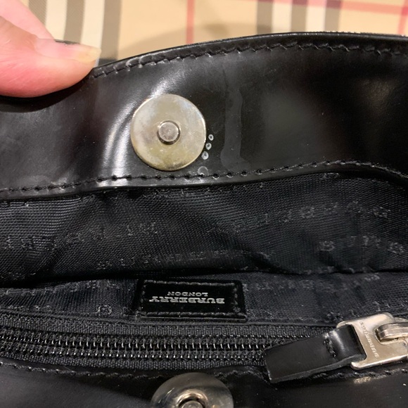 Burberry Novacheck Medium Tote - Picture 12 of 12